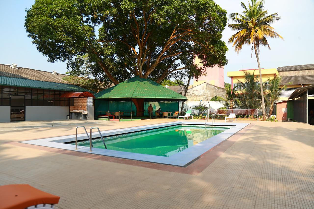 Panoramic Sea Resort By Nextel Alappuzha Exterior foto